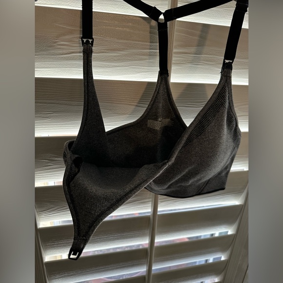 Gillian & O'Malley Nursing Sports Bra, Size L, Gray - Picture 3 of 12